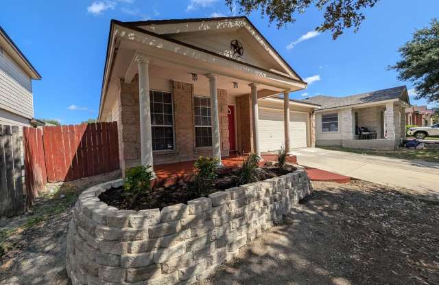 Dove Crossing 3/2/2 / No Carpet / Fridge Included / Fenced in Yard / NBISD /  Community Pool photos photos