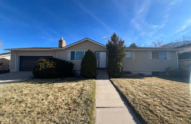 **Move-In Bonus**3 bedroom, 1 bathroom basement apartment photos photos
