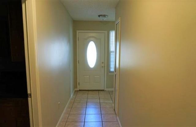 251 Aquarius Circle West Gallery 3
