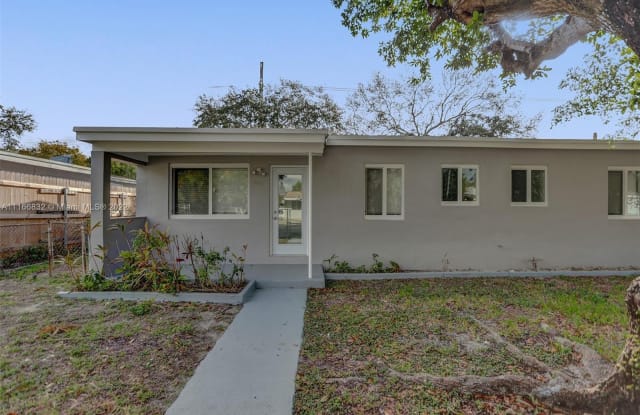 15601 NE 15th Pl - 15601 NE 15th Pl, North Miami Beach, FL 33162 15601 NE 15th Pl - 15601 NE 15th Pl, North Miami Beach, FL 33162