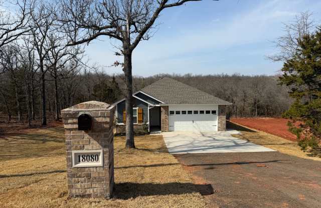New Construction 3 Bedroom, 2 Bathroom on 1.67 Wooded Lot! - 18080 Lantana Loop, Cleveland County, OK 74857