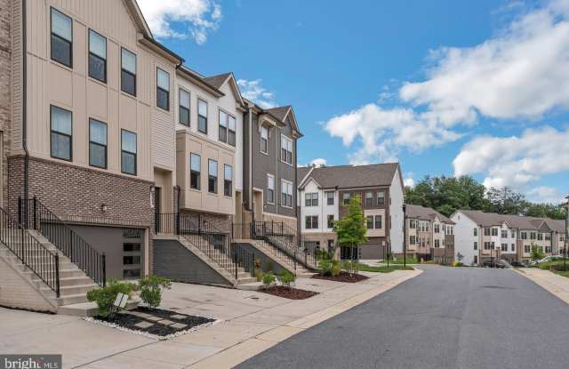 3344 PITCH PINE Drive Gallery 3