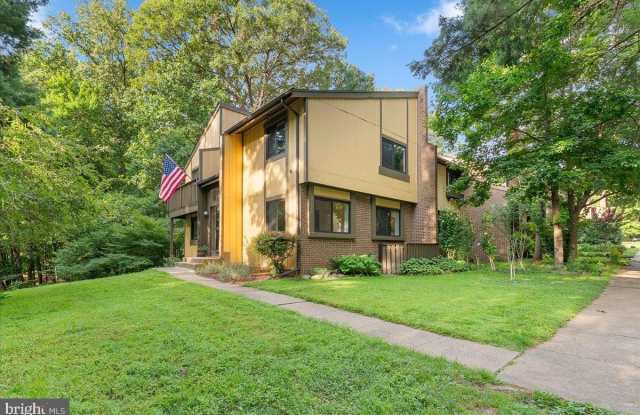 2224 GLENCOURSE Lane - 2224 Glencourse Lane, Reston, VA 20191 2224 GLENCOURSE Lane - 2224 Glencourse Lane, Reston, VA 20191