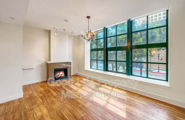 700 W E St photos photos