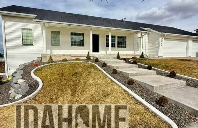 2049 Sunrise Way photos photos