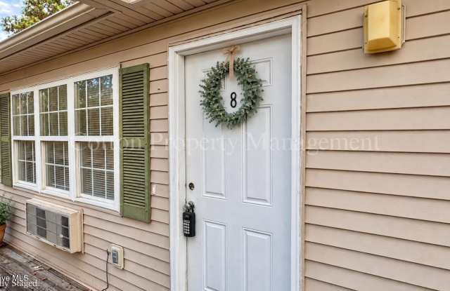 4516 Greentree Road Gallery 1