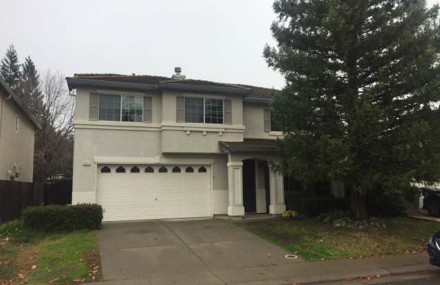 Gold River 4 Bedroom with Large Brick Patio in backyard! photos photos