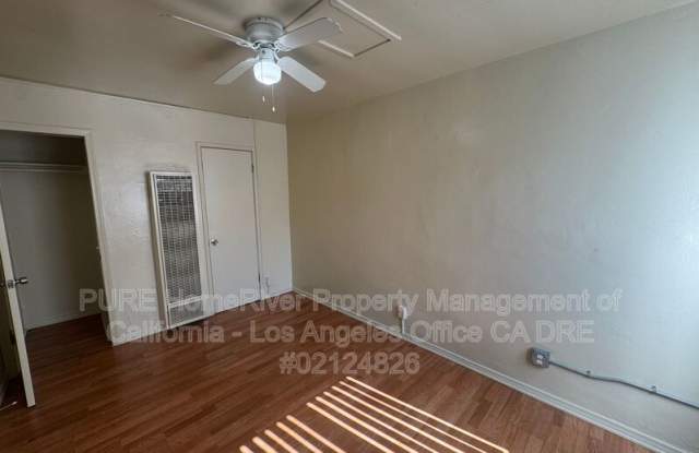 2219 Pacific Coast Highway Gallery 2