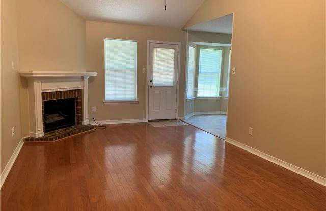 13635 Daniels Drive Gallery 2