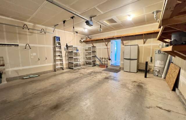3075 Northwest Flame Tree Lane Gallery 3