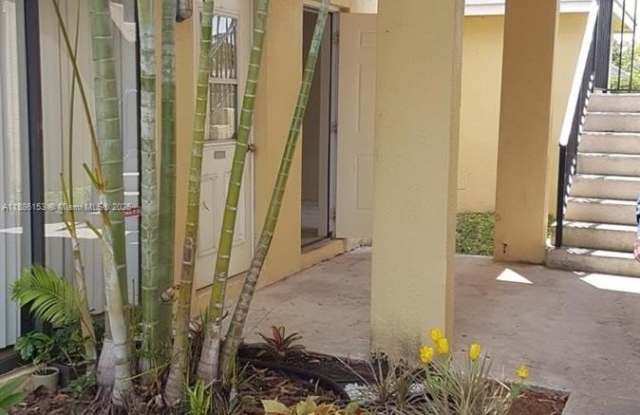 11386 Royal Palm Blvd photos photos