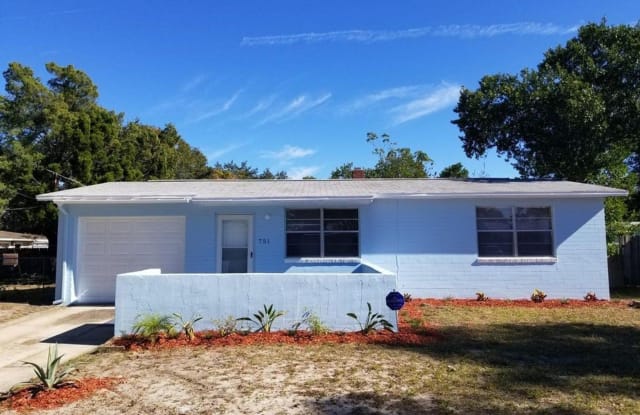 751 Fairmount Rd - 751 Fairmount Road, Daytona Beach, FL 32114