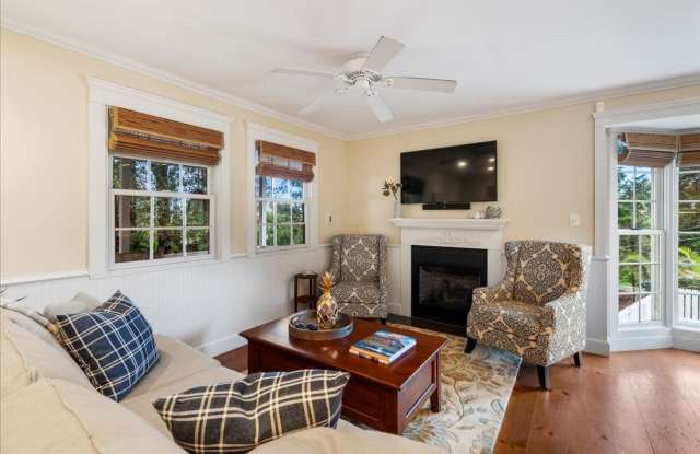 2 Bedroom, 1 Bath furnished Cottage Gallery 4
