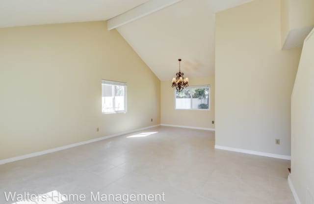 13975 Chicarita Creek Gallery 2
