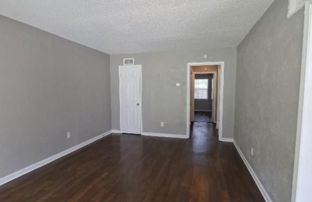 2910 Elbert Dr Gallery 3