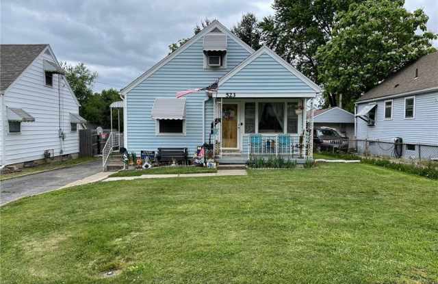 523 Burkhardt Ave - 523 Burkhardt Avenue, Dayton, OH 45403