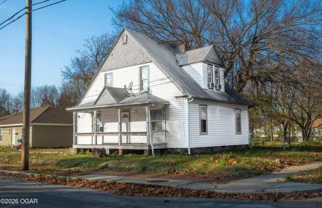 730 S Jackson Avenue photos photos