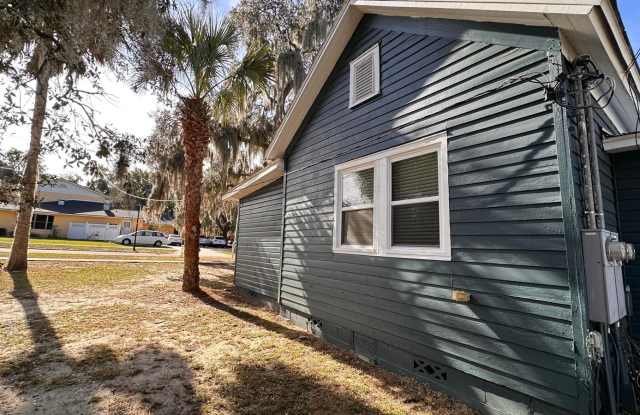 328 E Clifford Ave photos photos