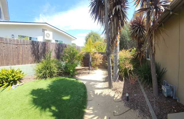 Beautiful upgraded home near campus! Gallery 4