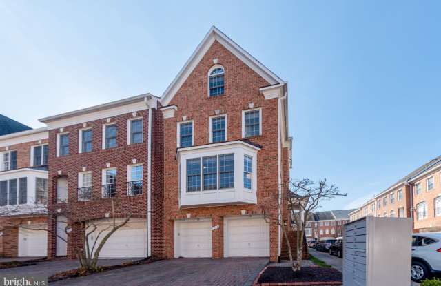 1308 MCLEAN CREST Court photos photos