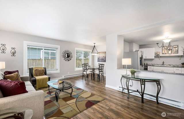 Cozy 3 Bedroom Retreat in Central Tacoma photos photos Cozy 3 Bedroom Retreat in Central Tacoma photos photos