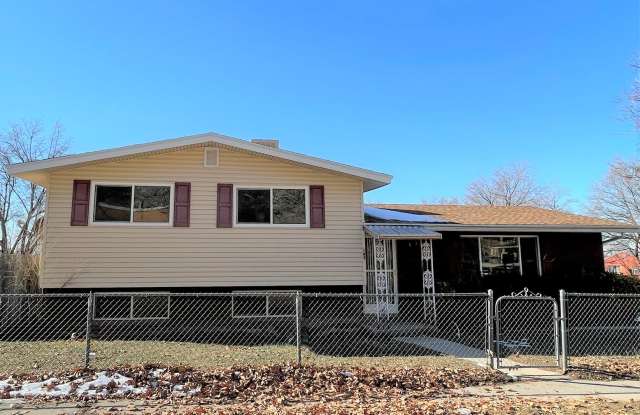 4 Bed/1.5 Home Bath in Ogden photos photos