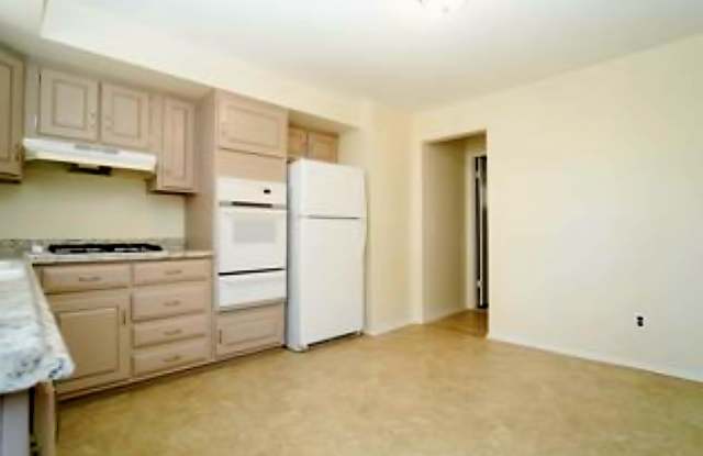 479 Eltingville Boulevard photos photos