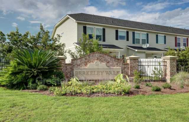 208 Ventura Place photos photos