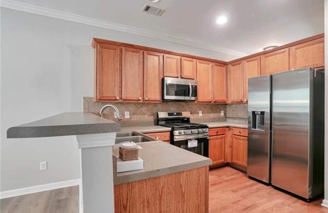 966 Firethorne Pass Gallery 3