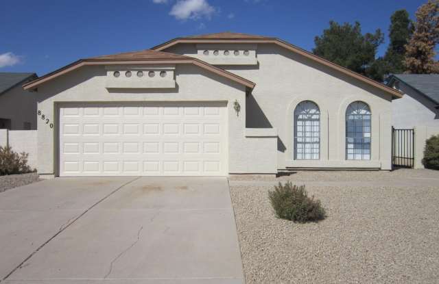 8820 W GREENBRIAN Drive photos photos