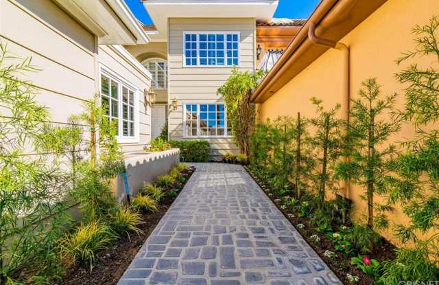 2278 Canyonback Road Gallery 3