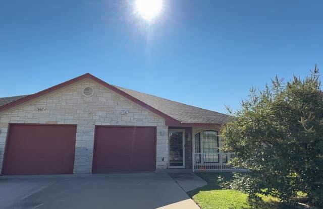 4606 Pennington Ave photos photos