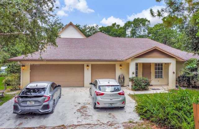 14425 64th Ct. N photos photos