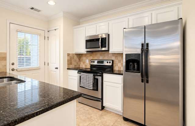 2395 Waterstone Cir Gallery 3