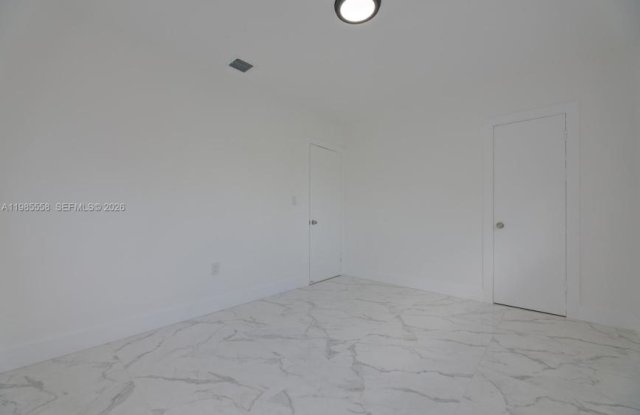 650 E 65th St # 1 photos photos 650 E 65th St # 1 photos photos