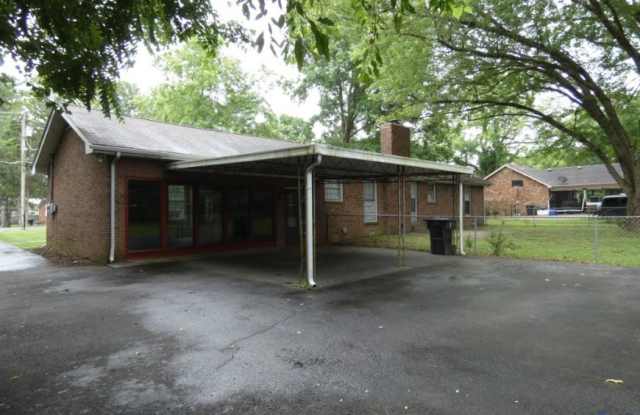 2411 Tinnell Ct. Gallery 4