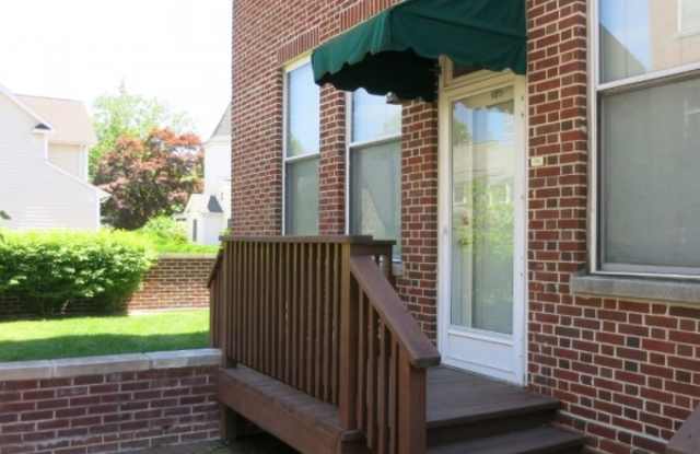 523 Trinity Pl Gallery 2