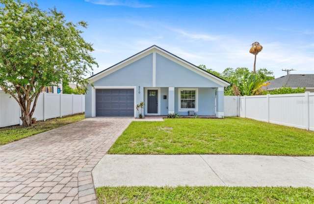 310 W WARREN AVENUE photos photos