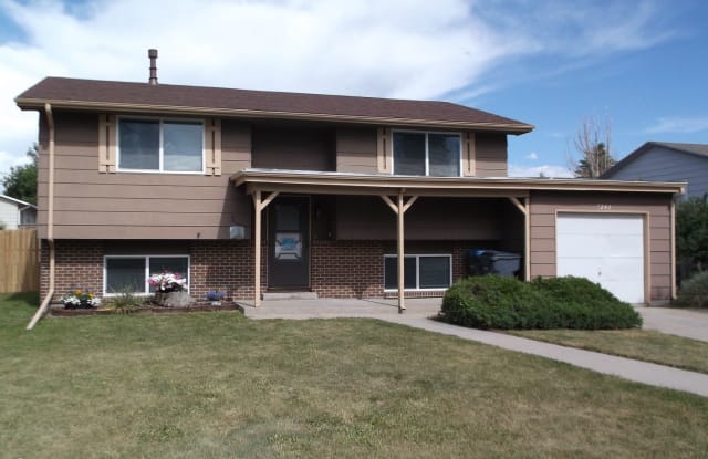 7243 Bomar Drive - 7243 Bomar Drive, Cheyenne, WY 82009