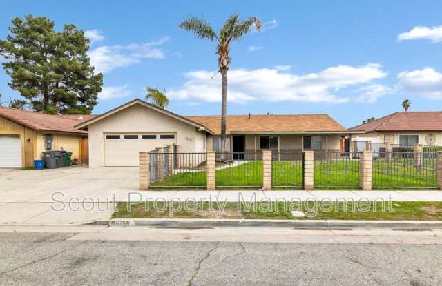 26158 Hemet Street Gallery 2