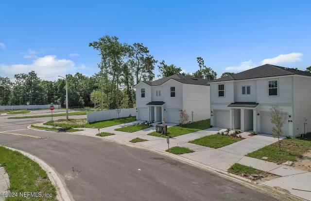 840 Hartshill Pl photos photos