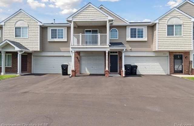 22009 Fairlane Boulevard - 22009 Fairlane Boulevard, Woodhaven, MI 48183