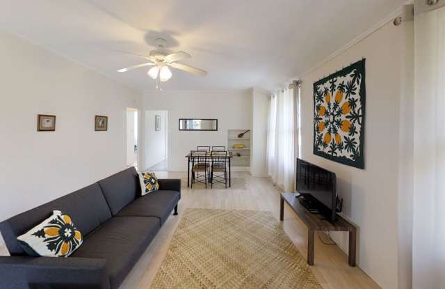 1600 Kilauea Avenue Gallery 3