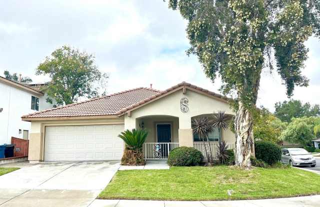 Single Story Home in South Temecula Gallery 1
