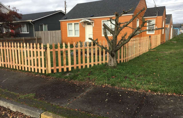 1729 8th St NE - 1729 8th Street, Marysville, WA 98270