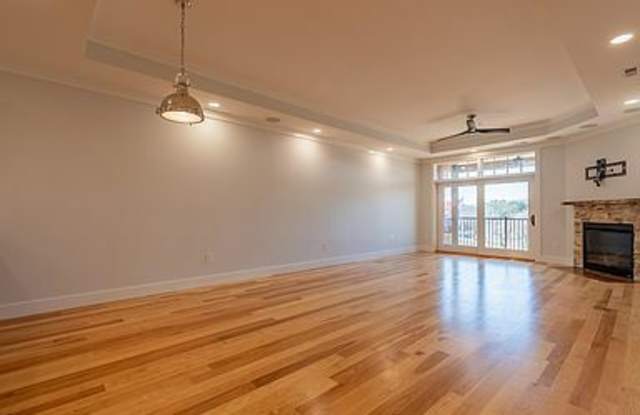 301 South Main Street Gallery 2