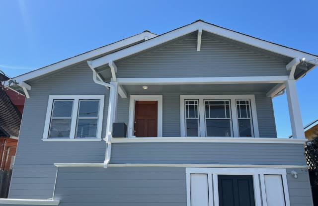 2304 Tenth Street photos photos