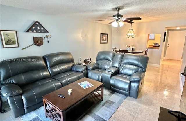 7561 NW 16th St photos photos