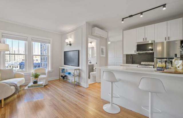 2748 North Hampden St. photos photos