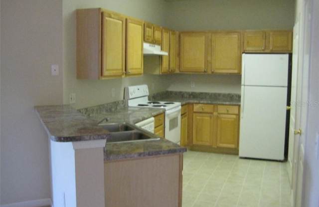 10415 VILLA VIEW CIRCLE Gallery 3
